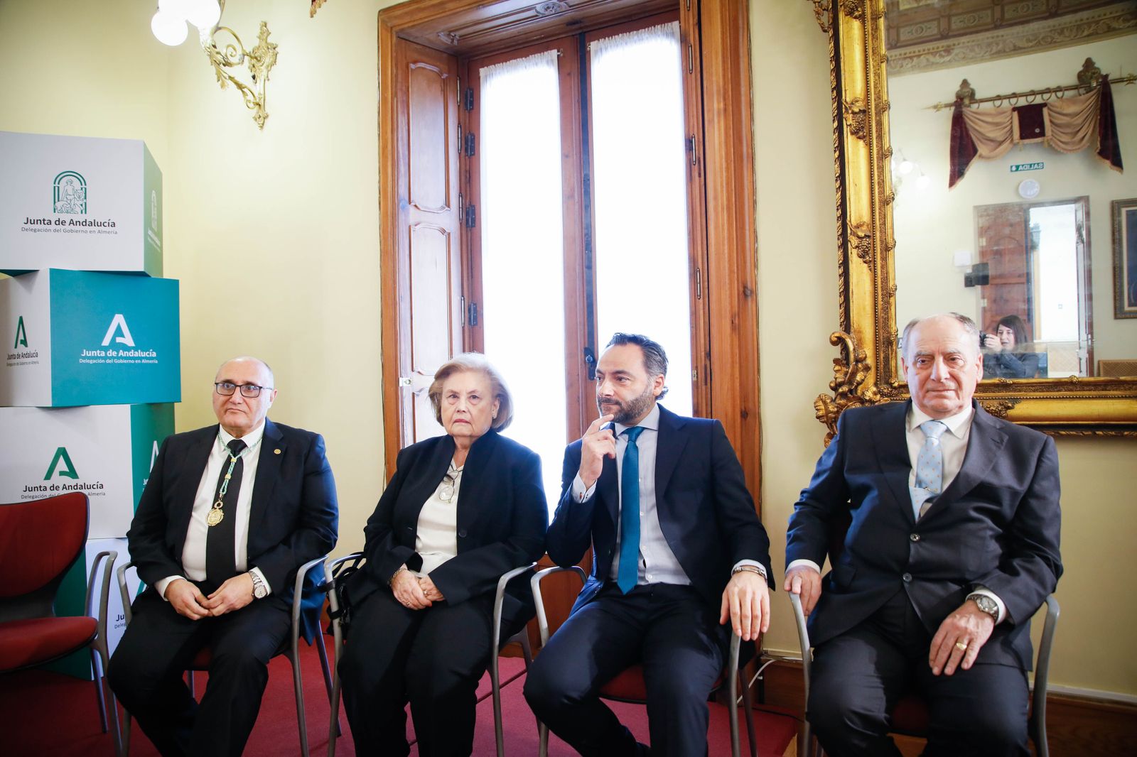 Juan Manuel Martín Robles ingresa como académico de Historia de Andalucía y te lo contamos en imágenes