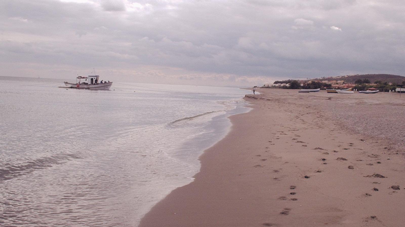 La Sabinillas es, al mismo tiempo, la primera y la última playa de Manilva. La Sabinillas es, al mismo tiempo, la primera y la última playa de Manilva.