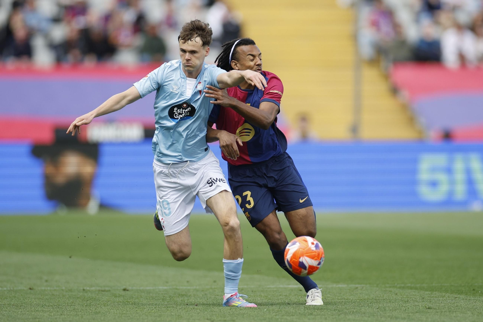 Barcelona-Celta: El malagueño Melero López, salpicado por la polémica