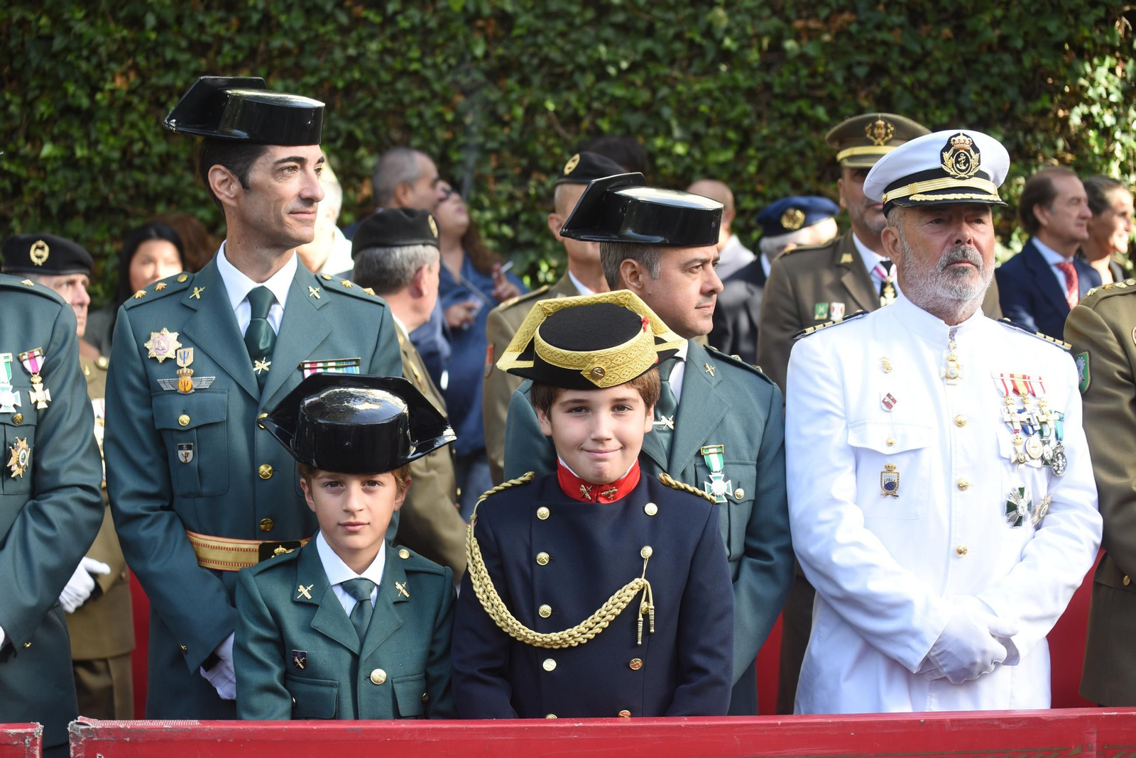 El desfile de la Guardia Civil de Córdoba por el día de la Virgen del Pilar