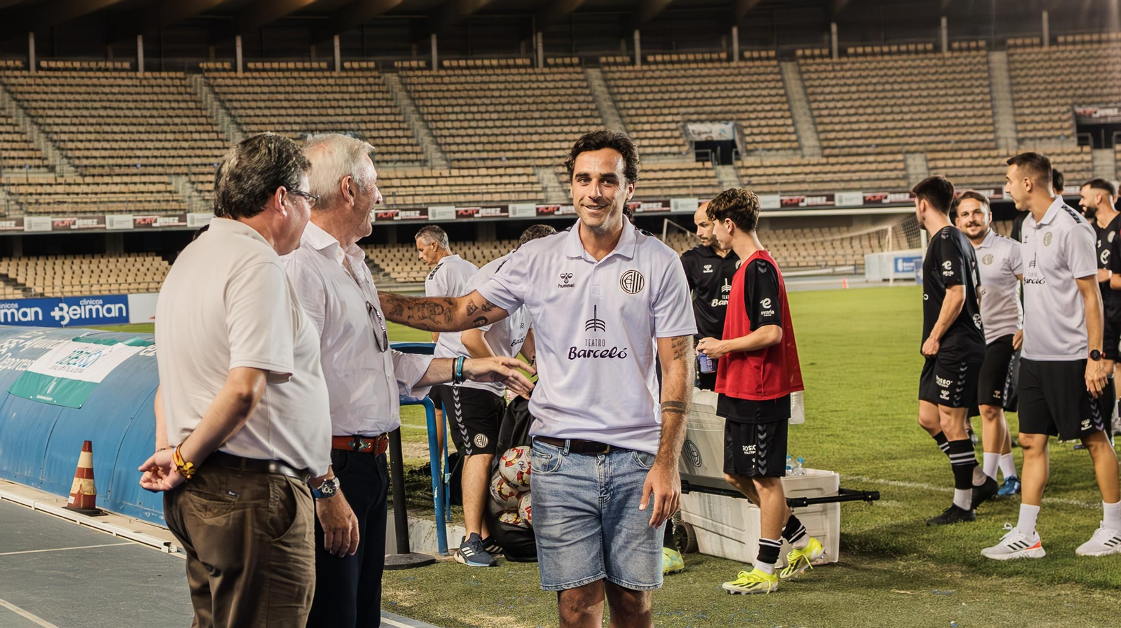Imágenes del triunfo del Xerez DFC en el 34 Trofeo de la Vendimia