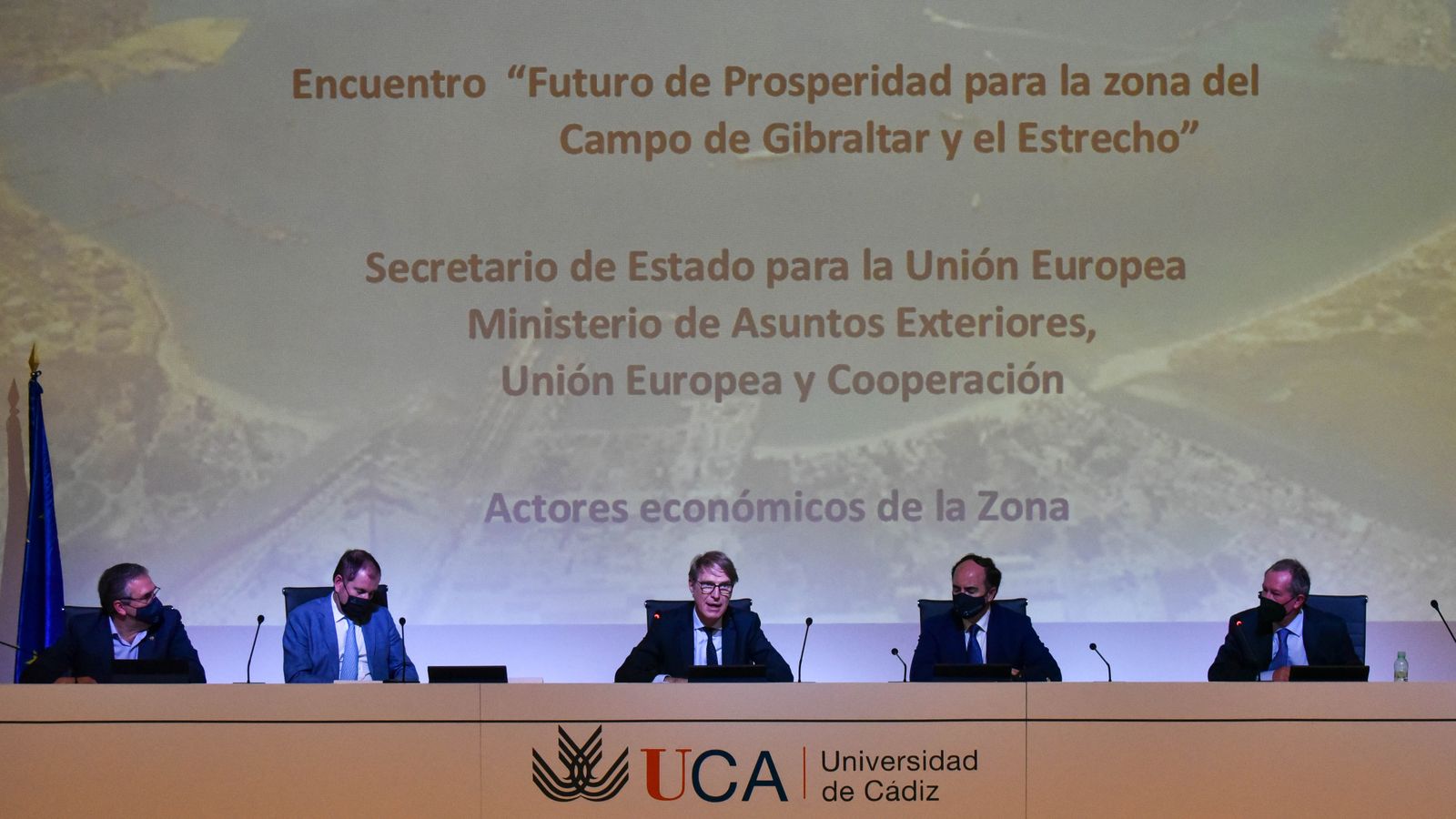 Fotos de la reunión del secretario de estado para la UE y los aalcaldes del Campo de Gibraltar