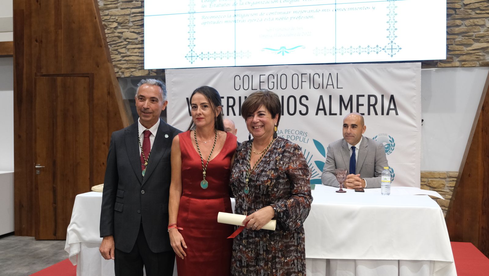 Imágenes de la fiesta del patrón del Colegio de Veterinarios de Almería
