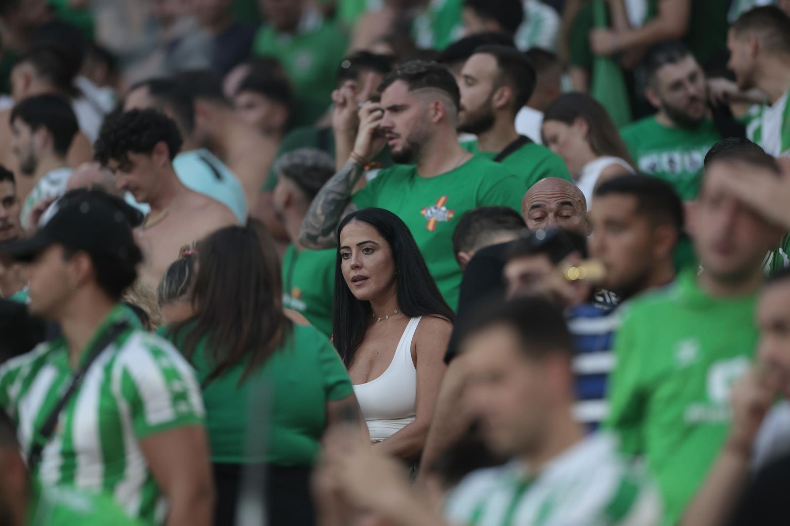 Búscate en las fotos del Betis - Alavés