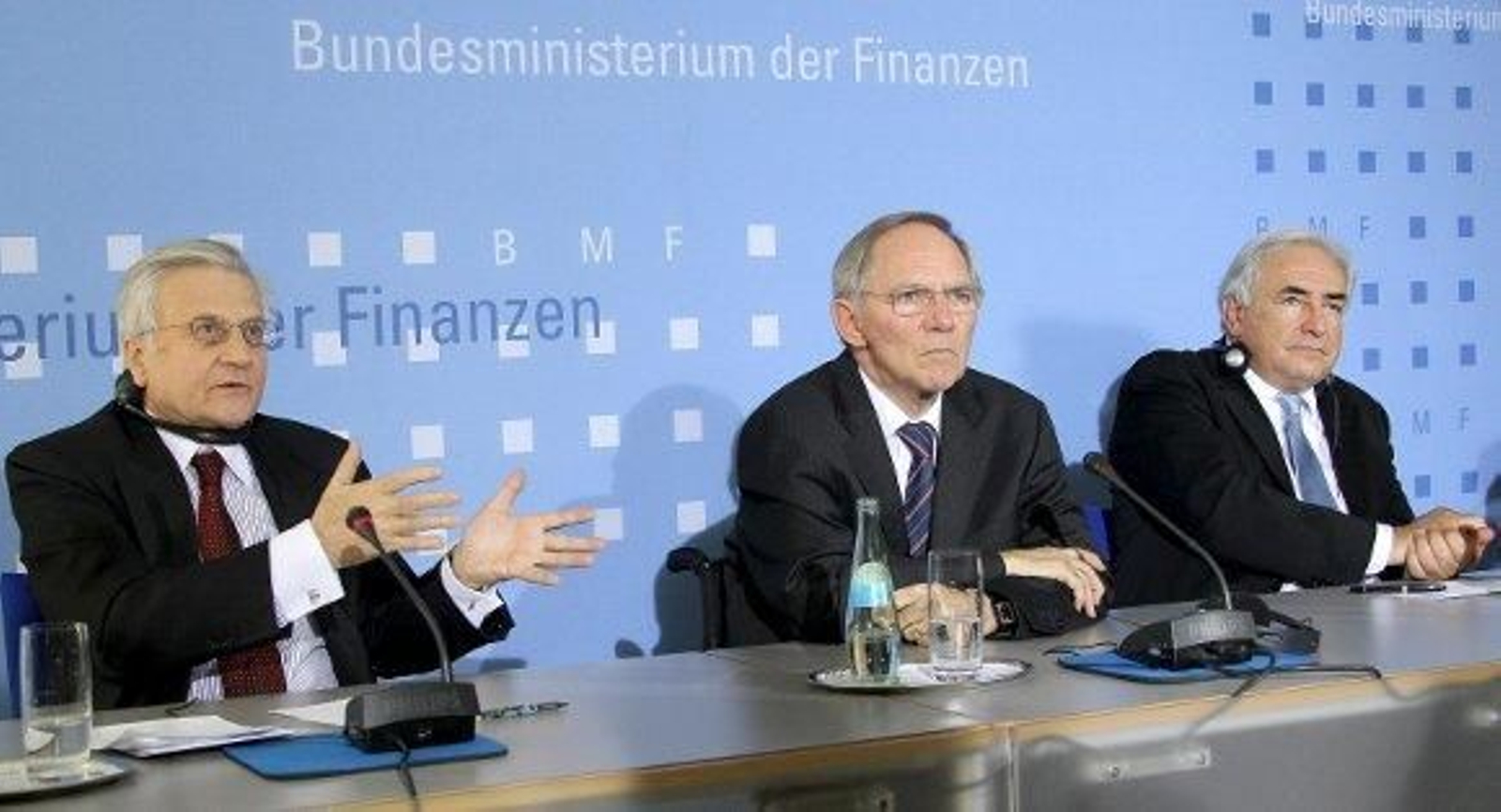 Grecia necesita hasta 120.000 millones de euros para evitar la bancarrota