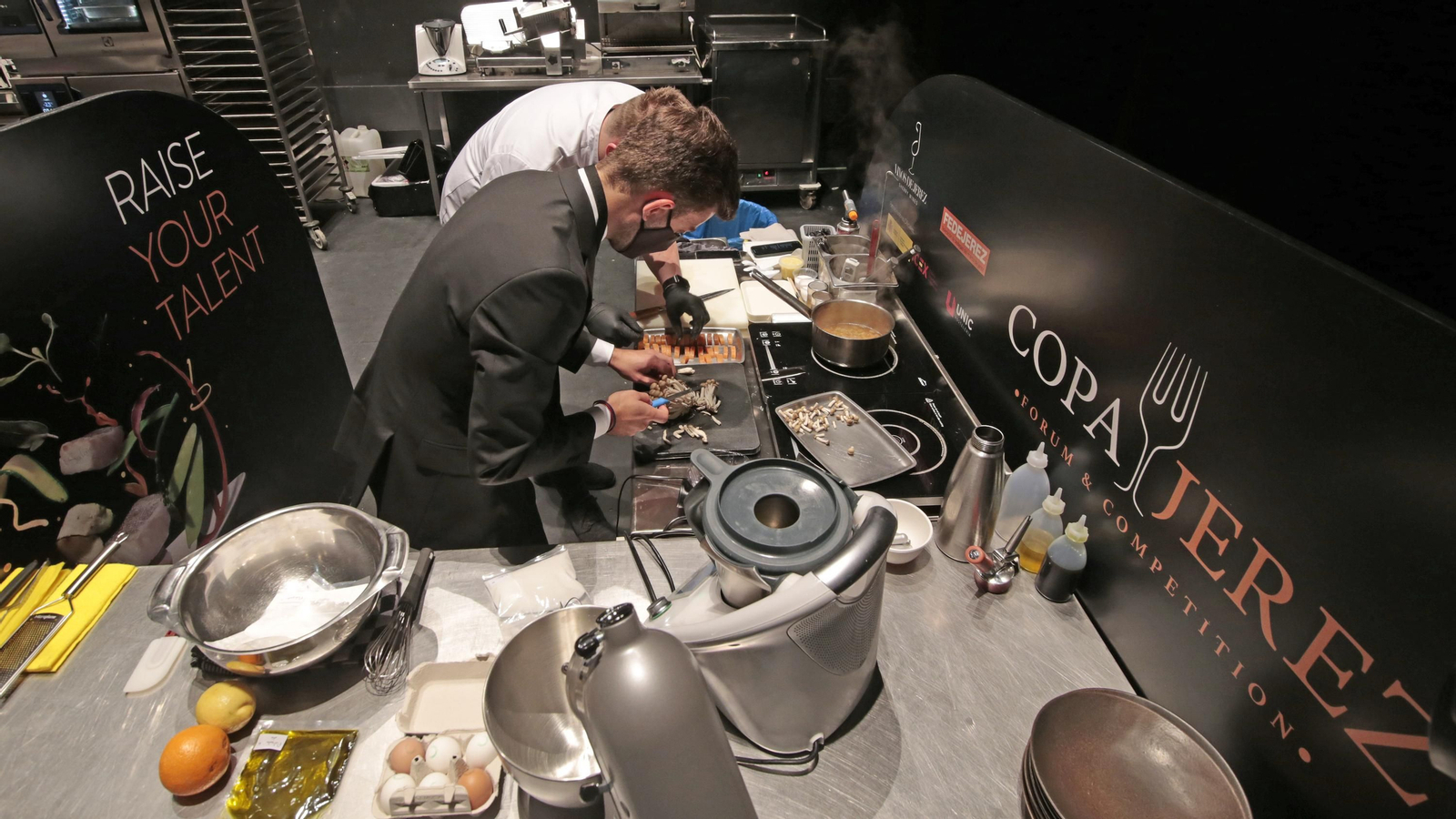 Imágenes de la Copa Jerez en el Teatro Villamarta