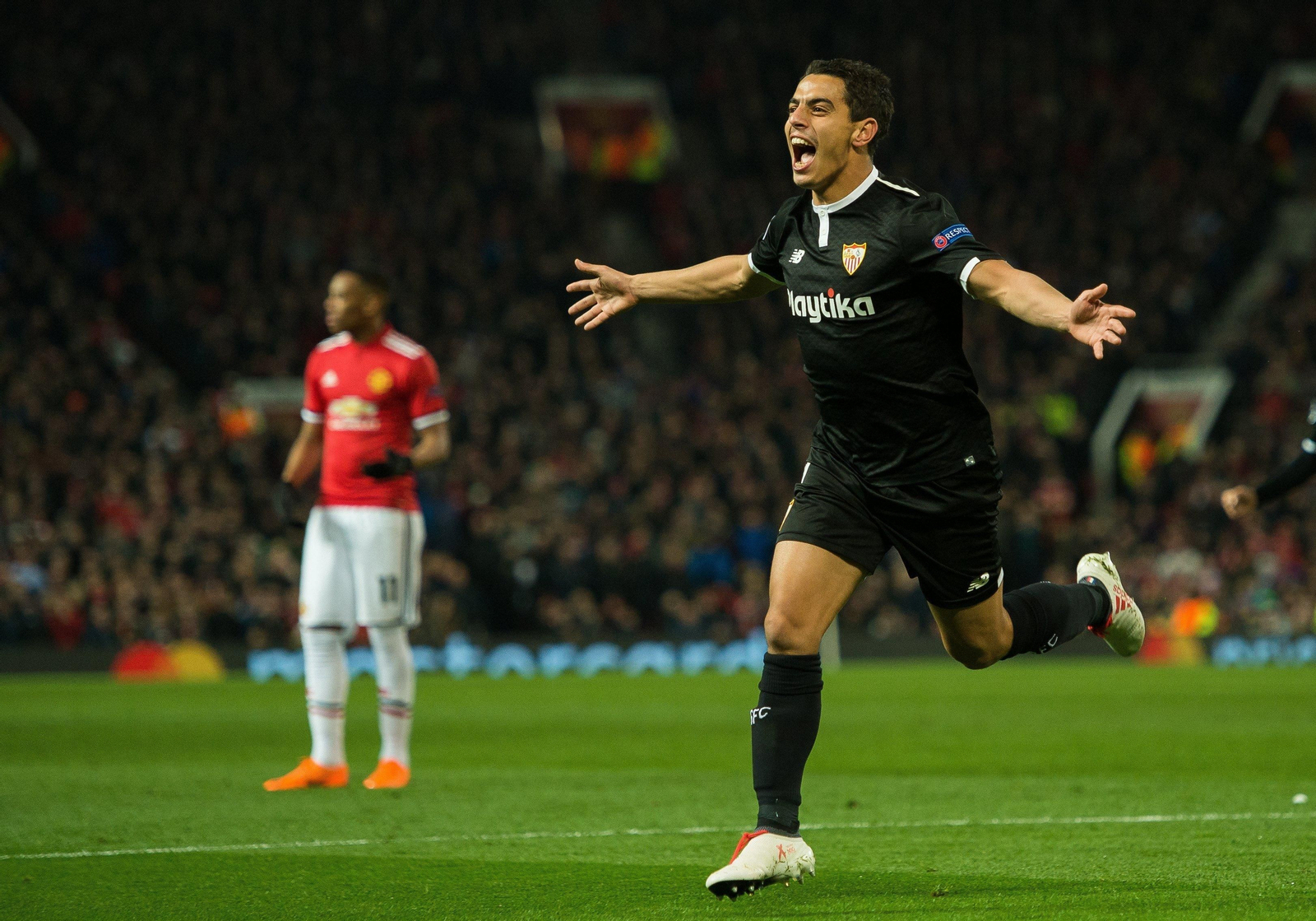 Ben Yedder celebra un gol en Old Trafford.