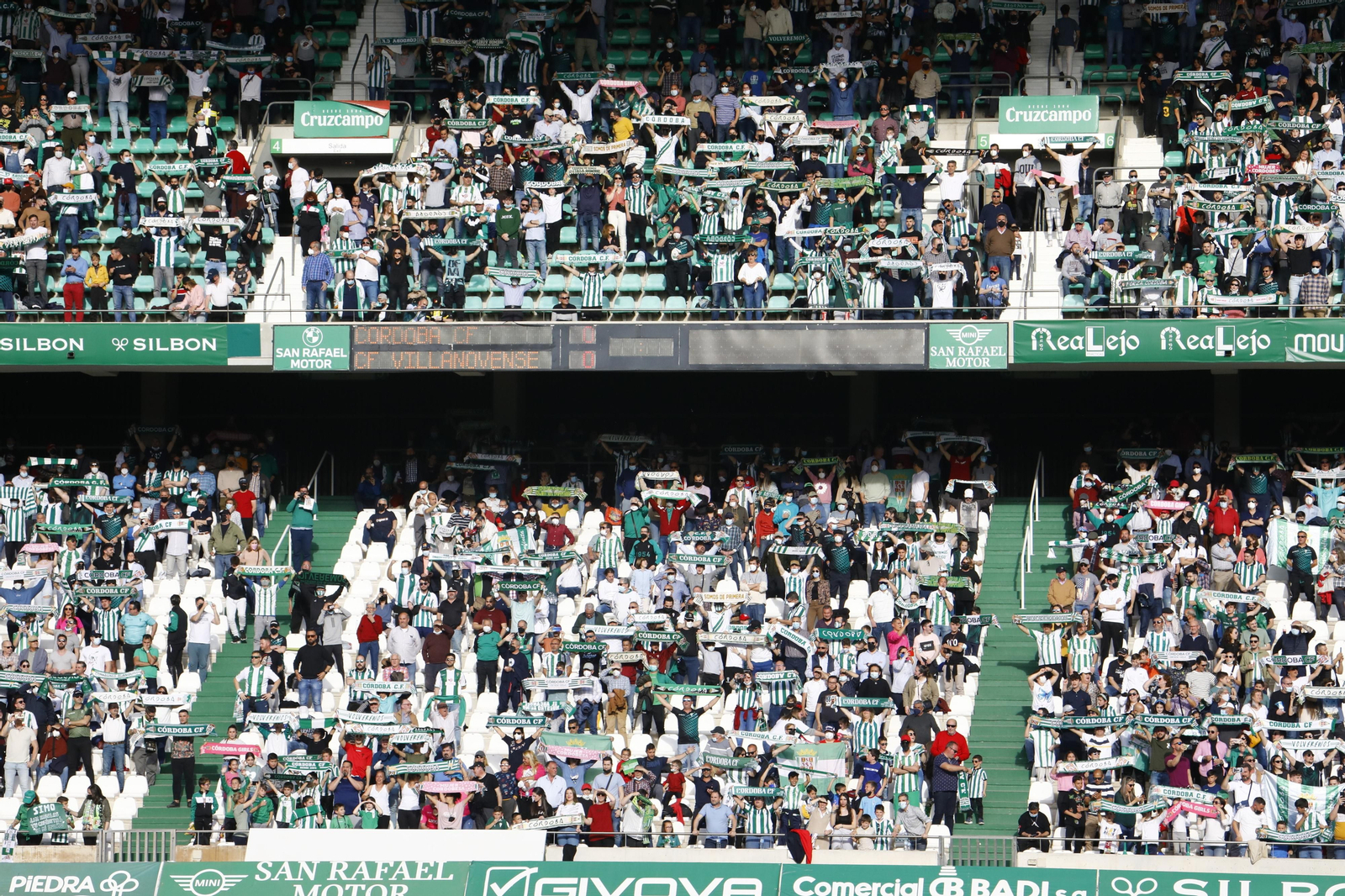 Las imágenes del triunfo del Córdoba CF ante el Villanovense