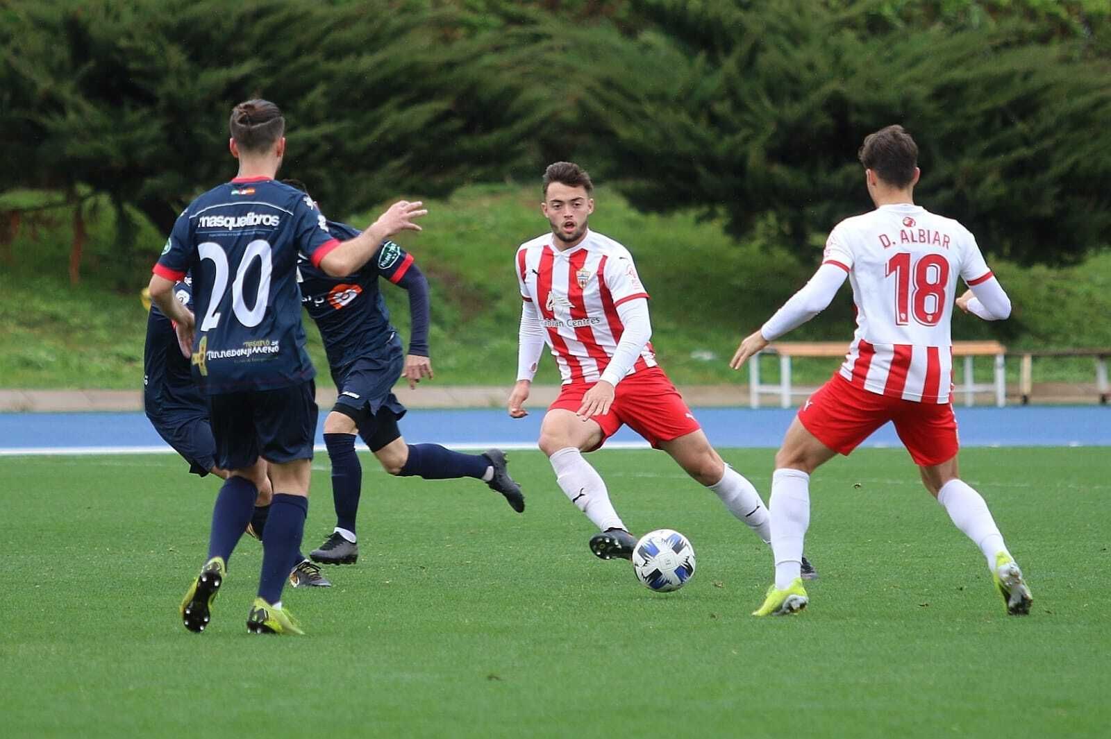 La UD Almería B quiere recuperar el liderato