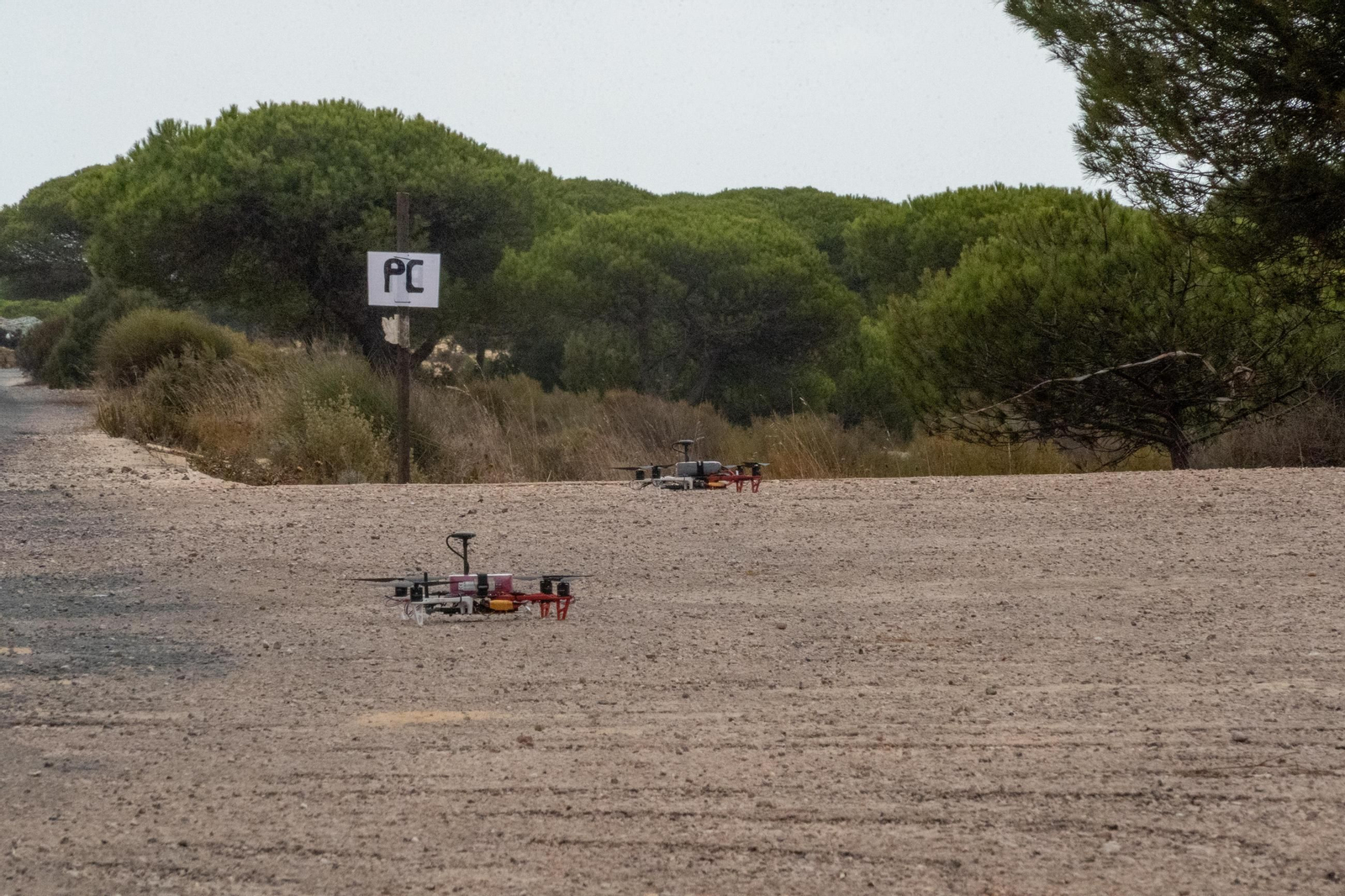Las espectaculares imágenes del `Atlas 25´, ensayo militar contra drones en Huelva