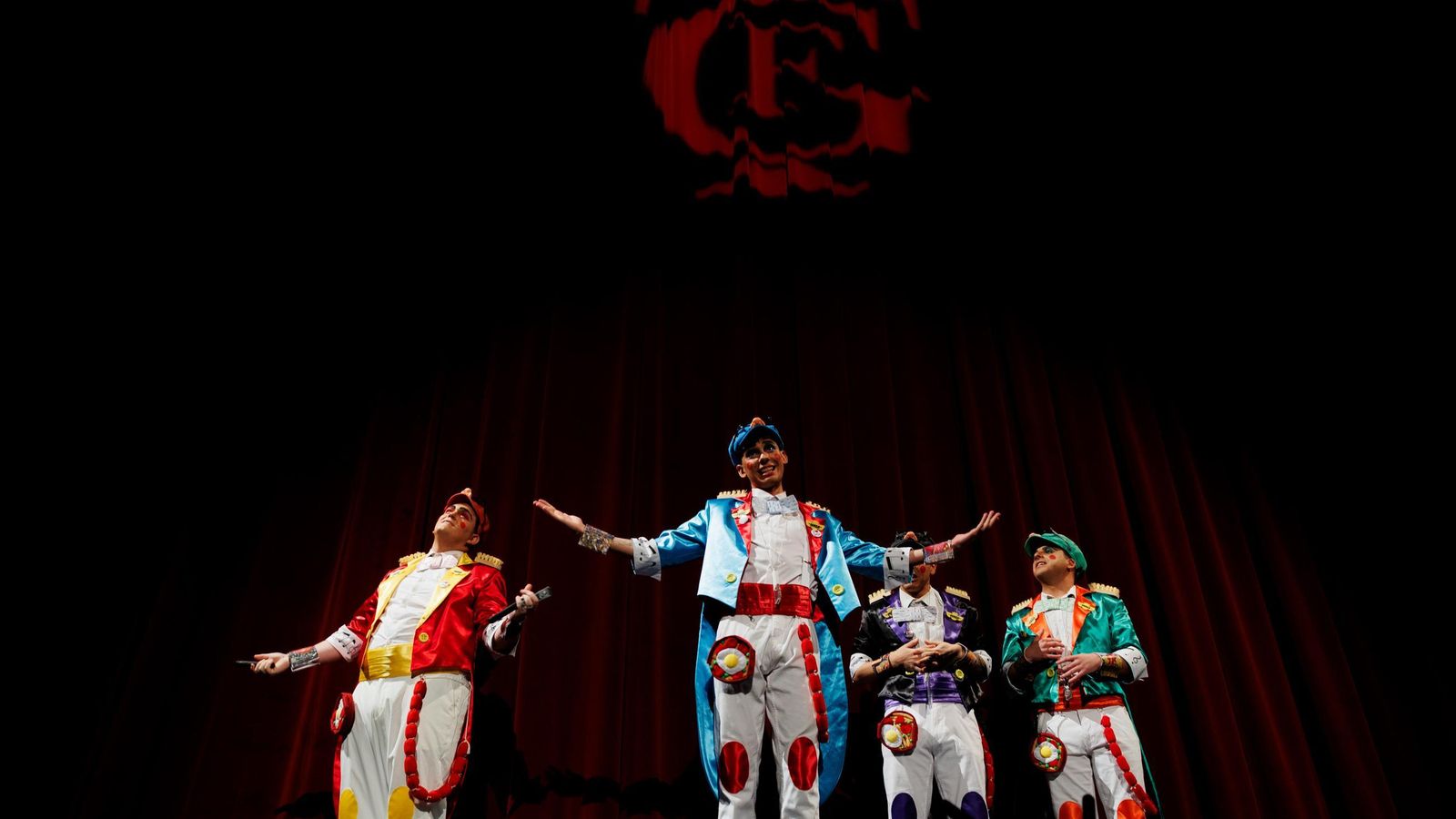 Búscate entre las mejores imágenes de la segunda semifinal del COAC 2025