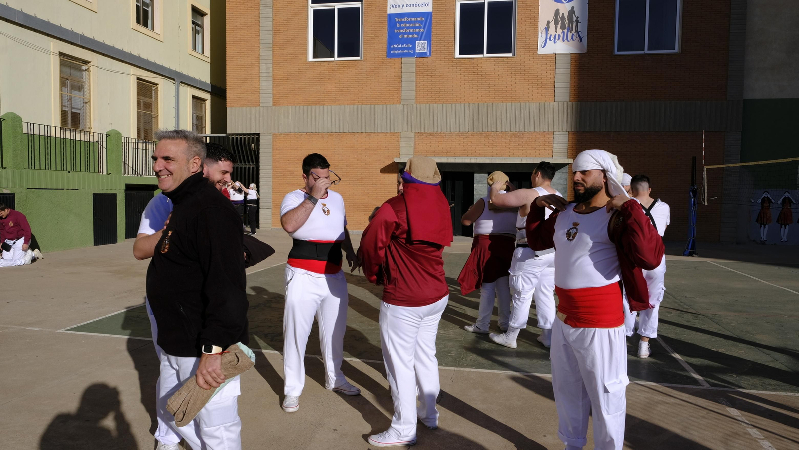 Coronación desaría al viento en su estación de Penitencia