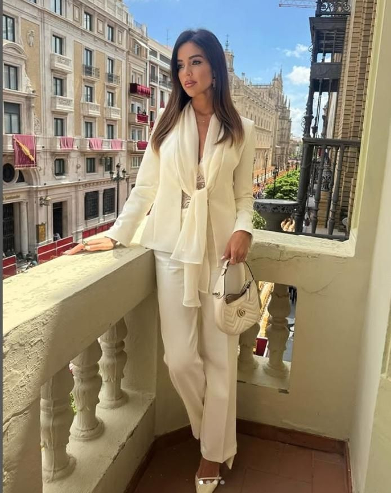 Macarena Silva con un look de Domingo de Ramos.