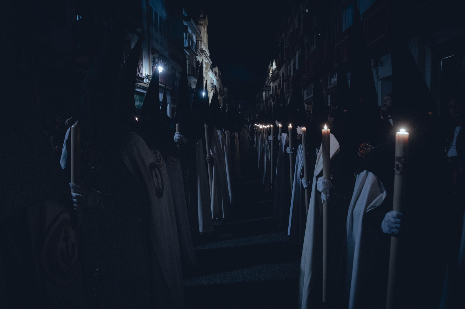 Las imágenes de la salida de la hermandad de la Esperanza de Triana