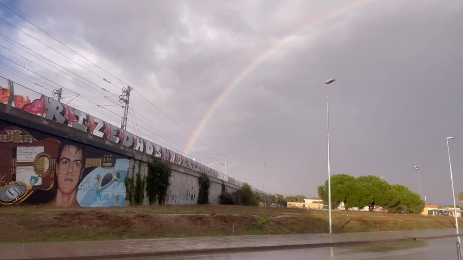 Arcoíris en Jerez: sale el sol después de un chaparrón