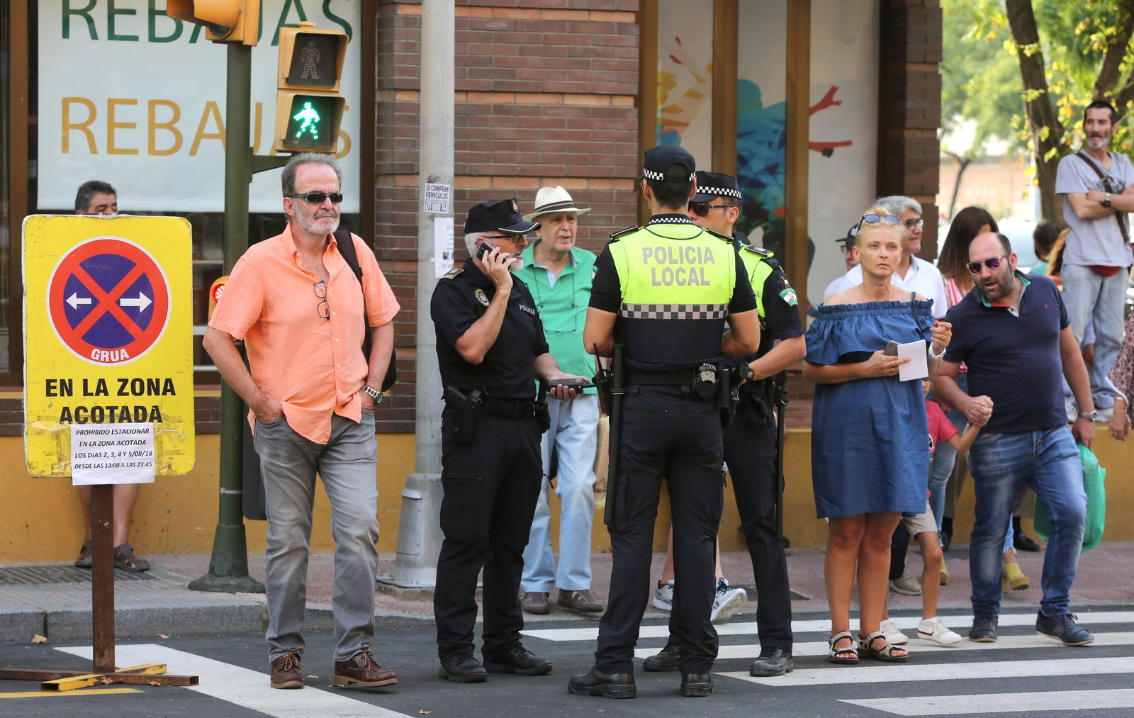 Ambiente en la Plaza de Toros de la Merced