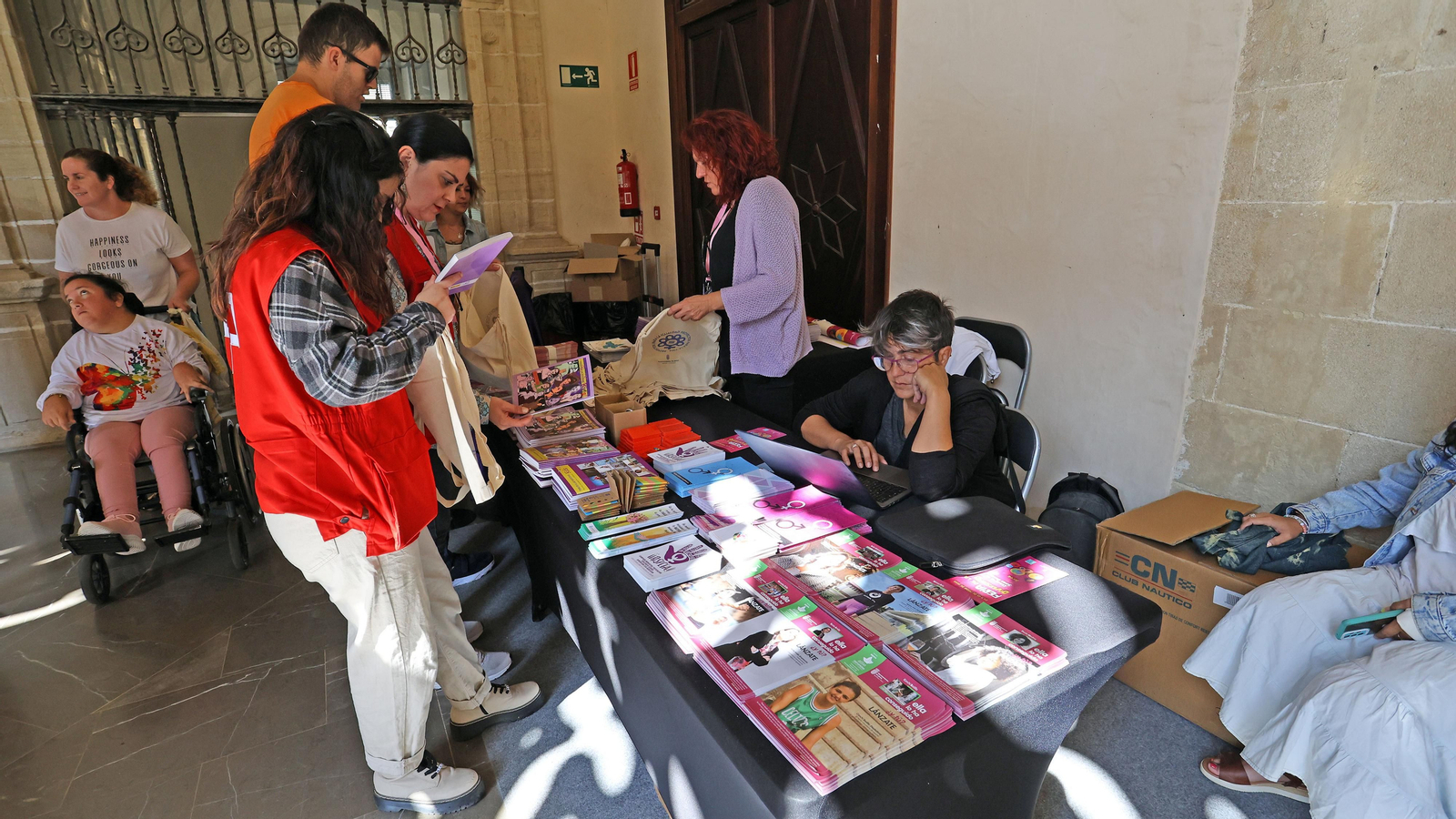 Manifiesto por el Día de África y Feria de la Diversidad en los Claustros de Santo Domingo