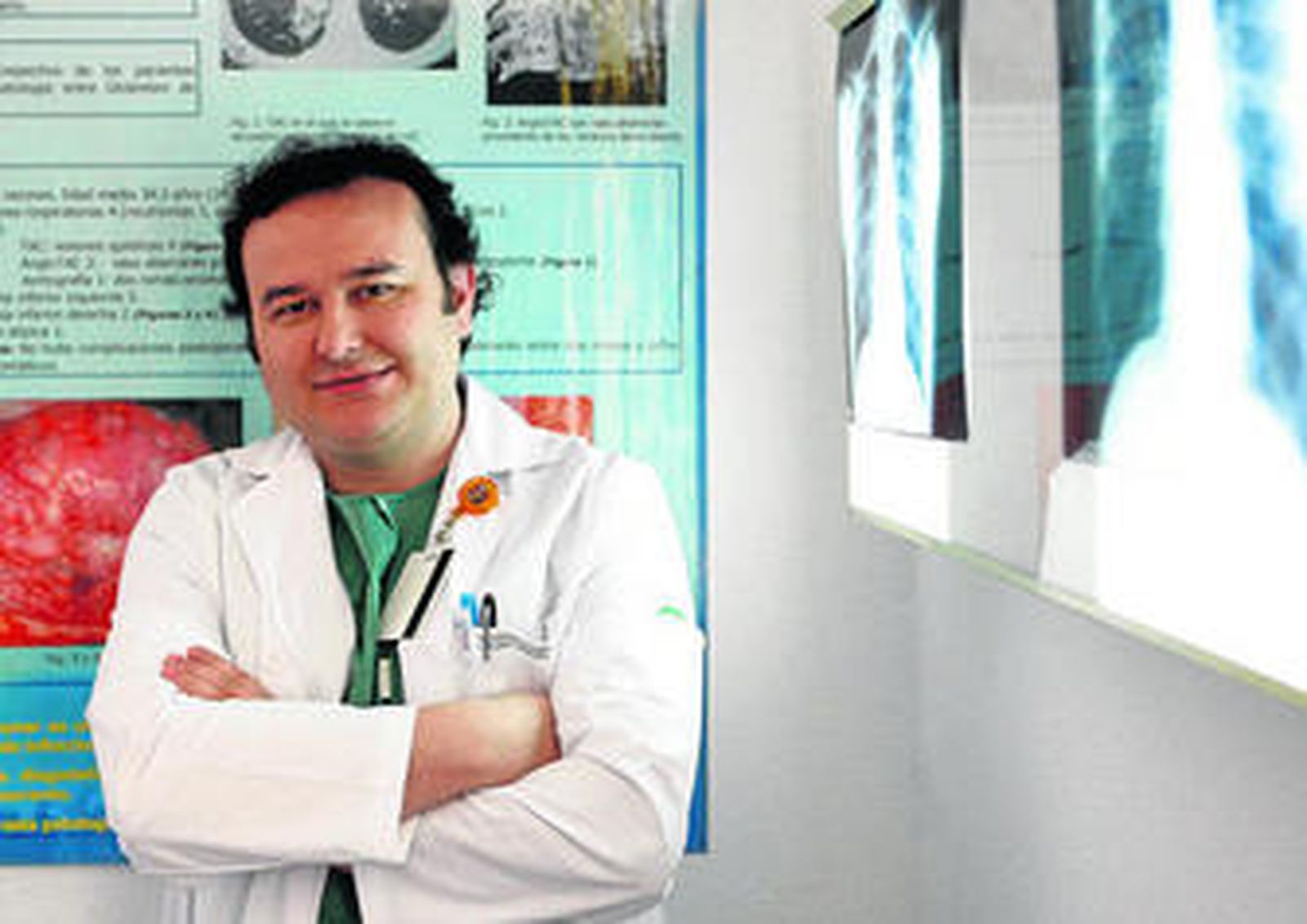 El cirujano Florencio Quero Valenzuela, especialista del Virgen de las Nieves en cirugía torácica mayor videoasistida.