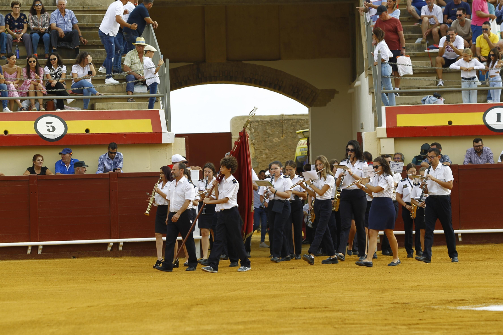 Imágenes de la corrida de rejones en la Feria taurina de Vera 2022