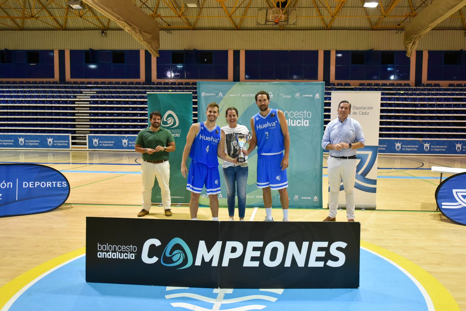 Las fotos del Udea - Ciudad de Huelva de la Copa Diputación de baloncesto