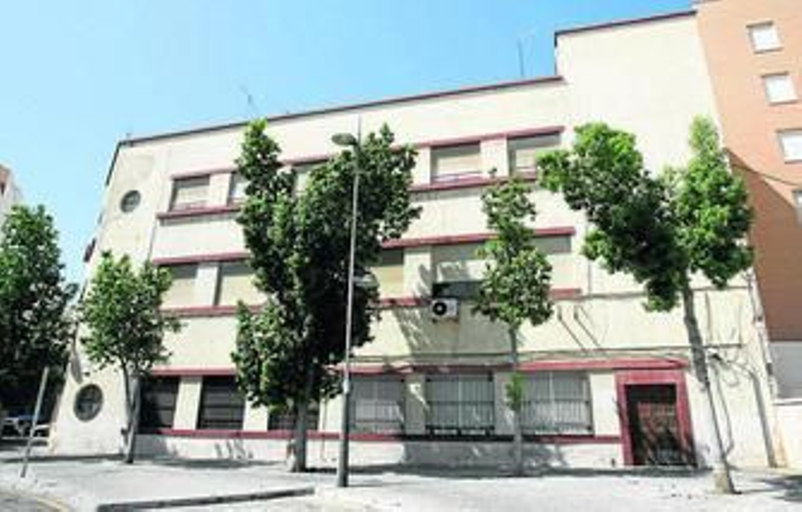 Dos años de cierre, pero el edificio goza de salud