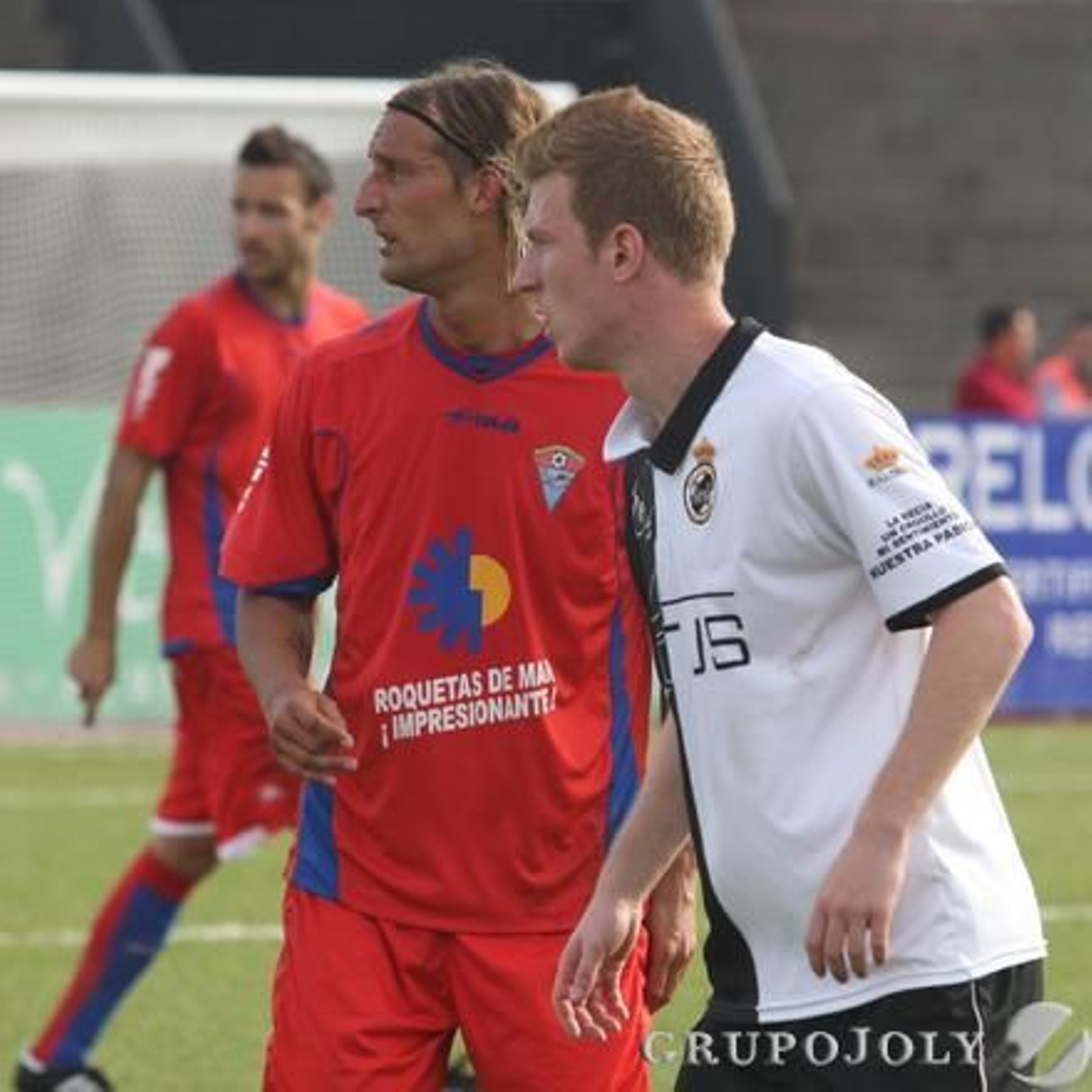 La Balona certifica su segunda posición tras el 2-0 para los blanquinegros.

Foto: Paco Guerrero