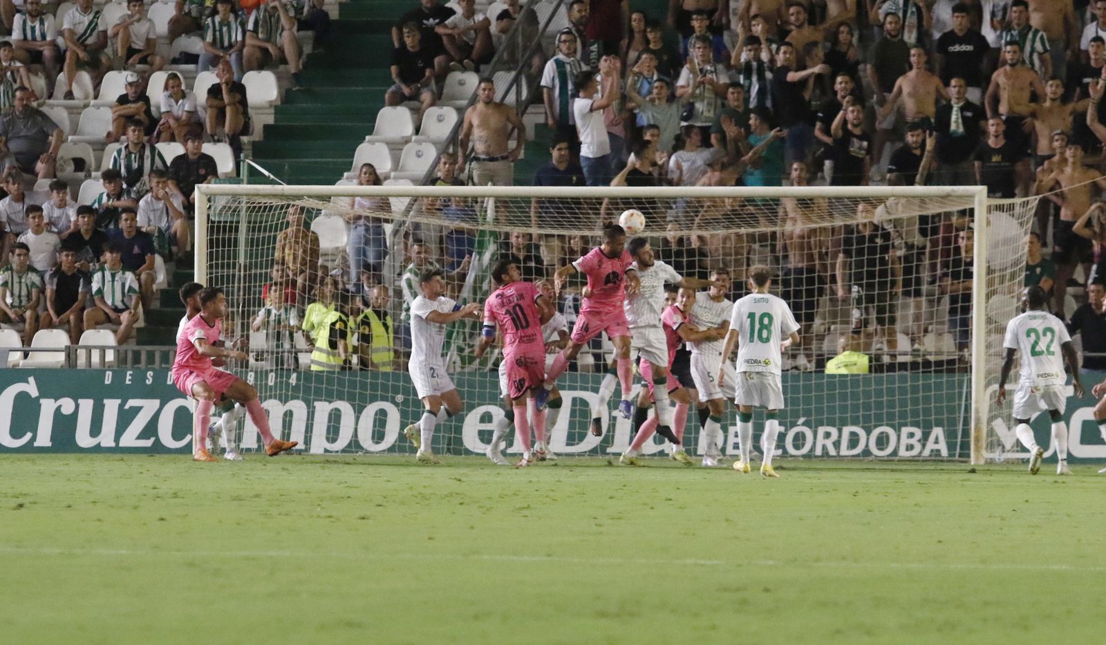 La victoria del Córdoba CF ante el Unionistas de Salamanca, en imágenes
