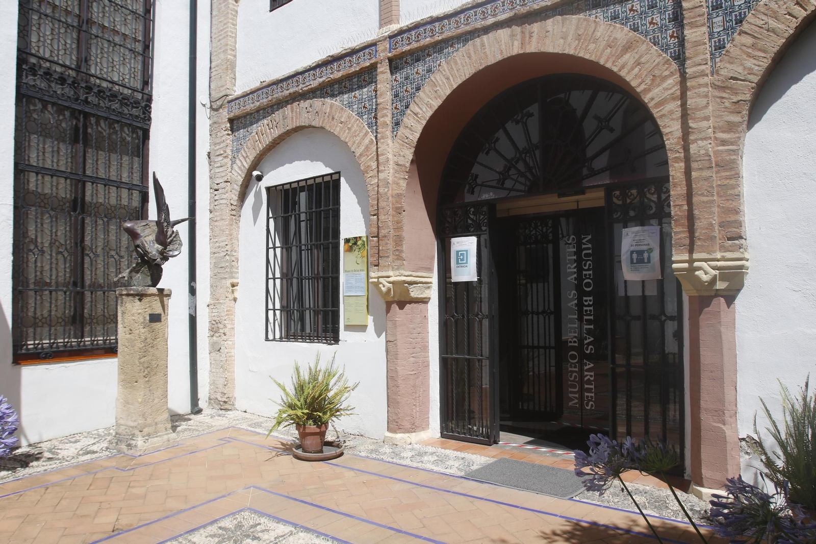 La reapertura de los museos municipales y de la Junta, en imágenes