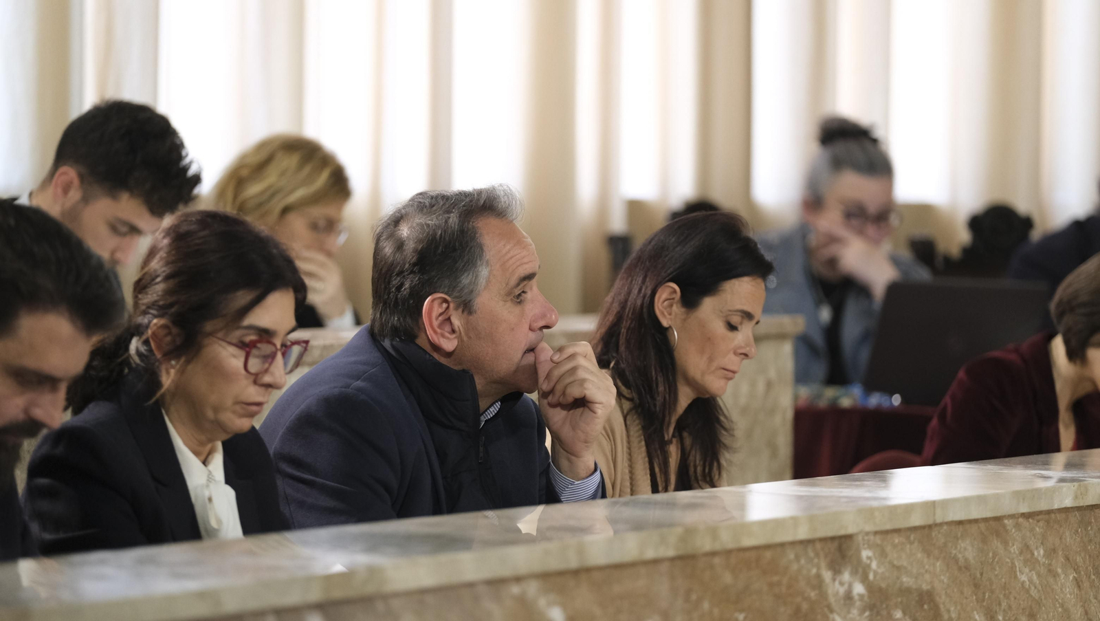 Imágenes del Pleno del Ayuntamiento de Almería sobre el estado de la Ciudad