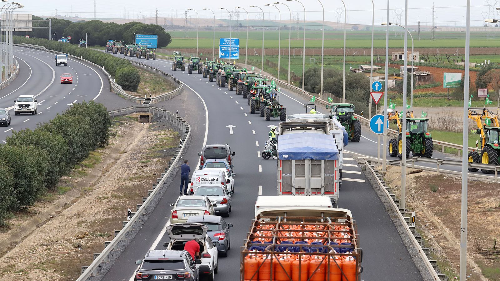 Cabeza de la marcha de agricultores y ganaderos.