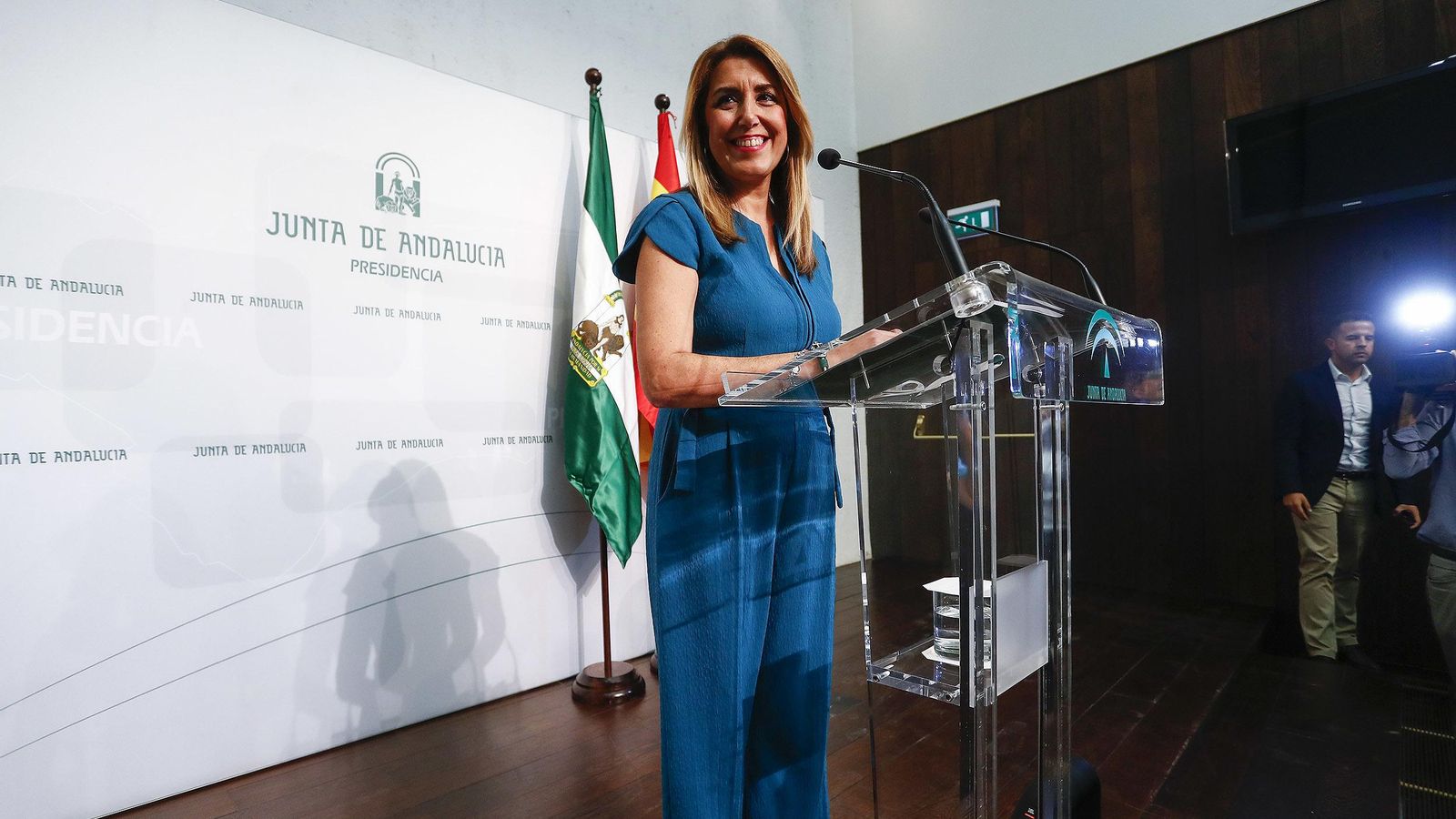 Susana Díaz, durante la rueda de prensa en la que ha anunciado el adelanto electoral en Andalucía. Susana Díaz, durante la rueda de prensa en la que ha anunciado el adelanto electoral en Andalucía.