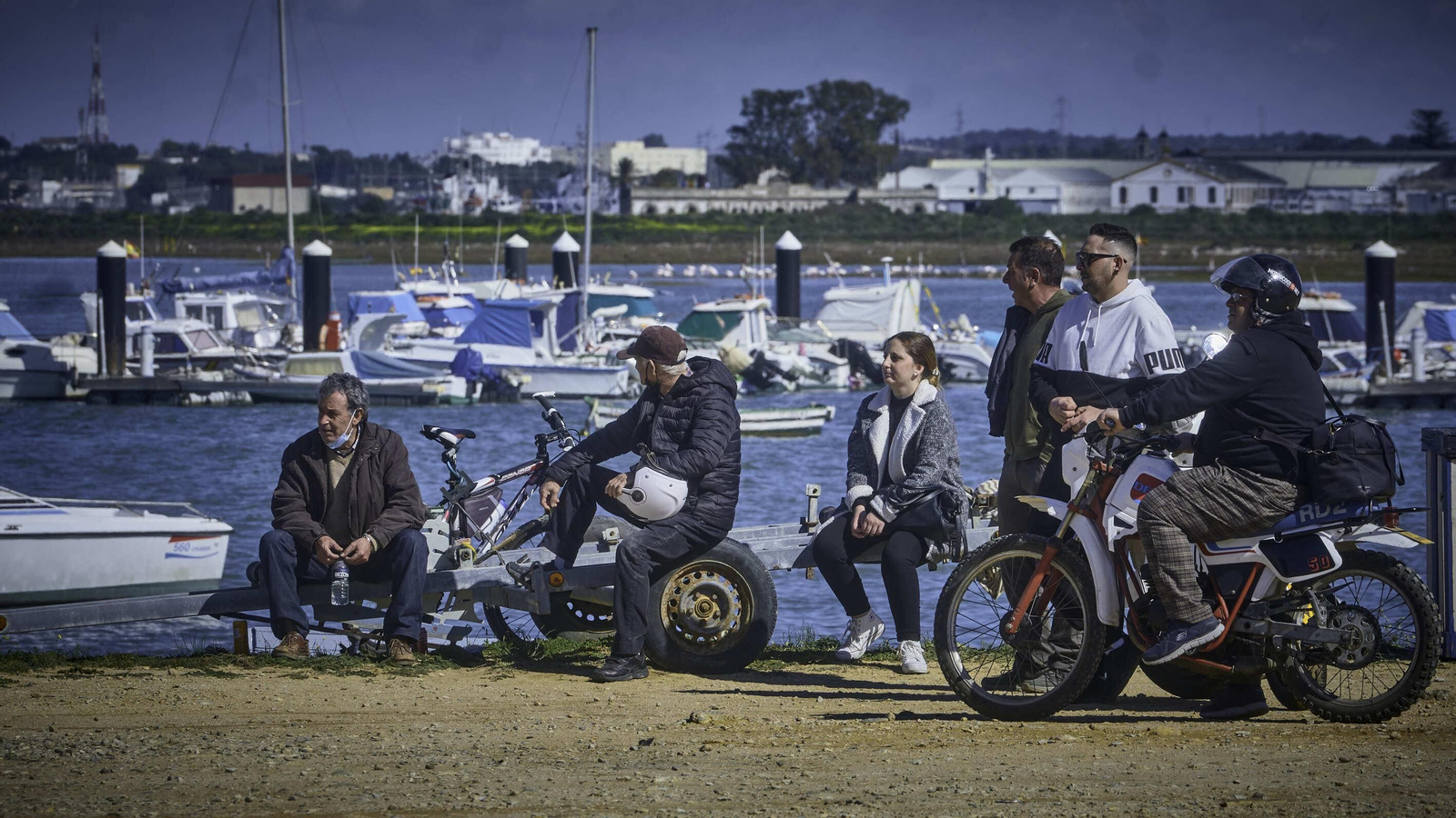 Derribos de las casetas de pescadores en la playa de La Casería