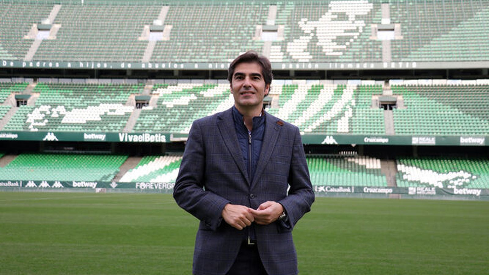 Haro, en el césped del Benito Villamarín.