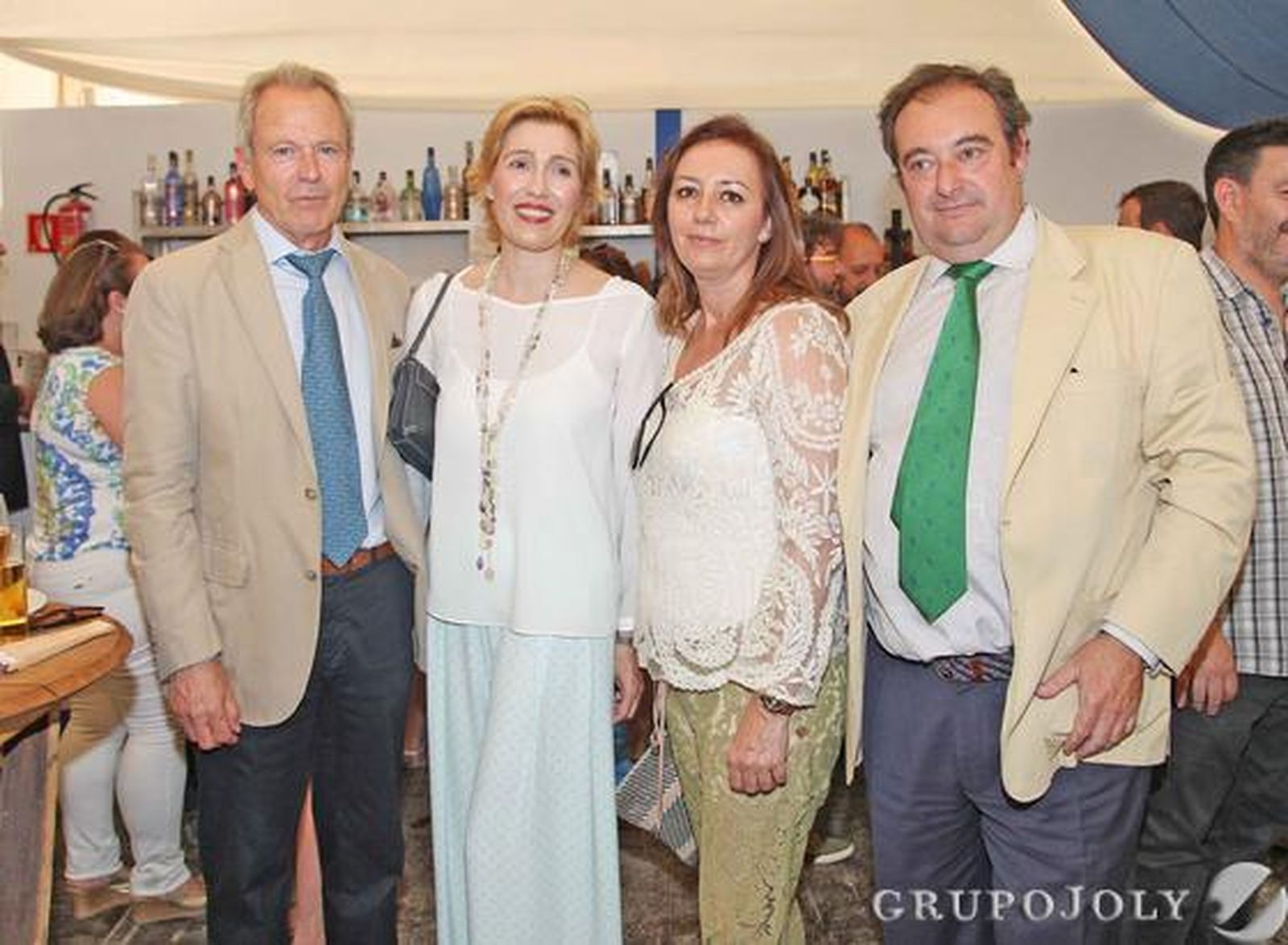 José Pozo, Elena Crespo, Tomás Valiente y su esposa Esther Gordillo.

Foto: Pascual · Vanesa Lobo