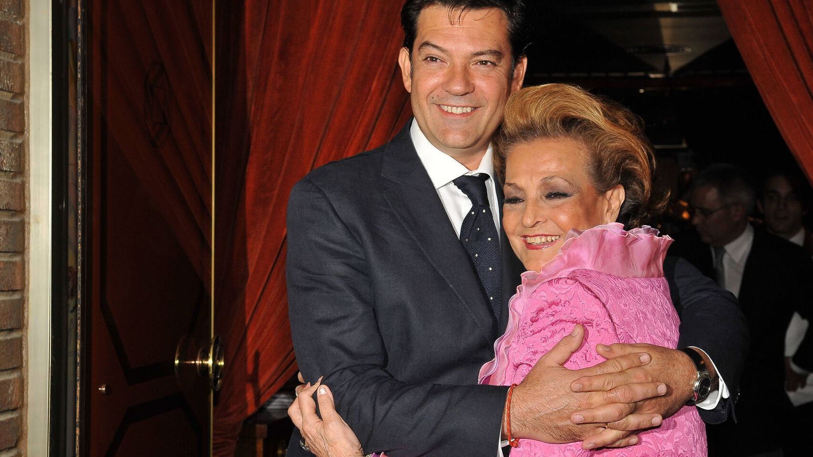 Con su hijo, Augusto Algueró Junior.