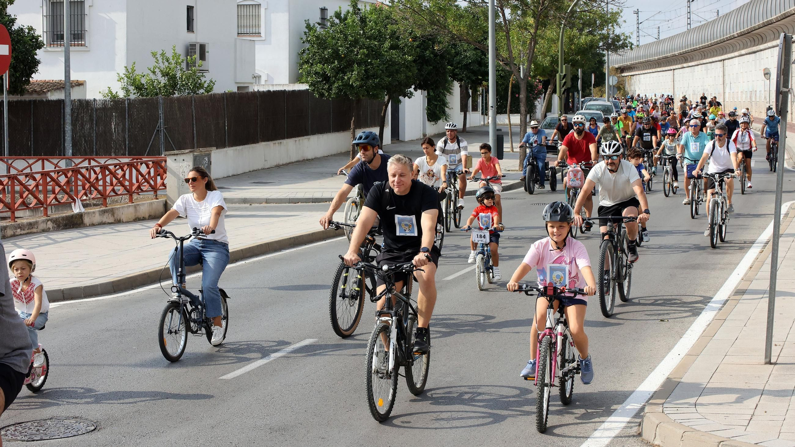 Búscate en el Día de la Bici Amistad por Jerez