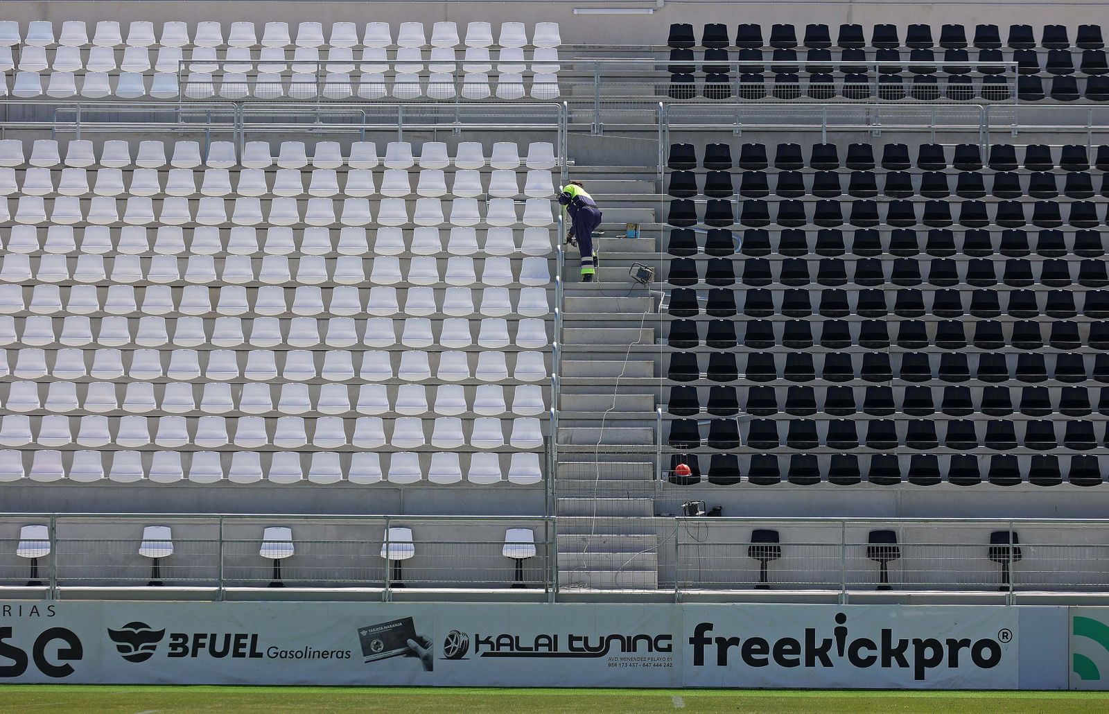 El estadio Ciudad de La Línea, en imágenes
