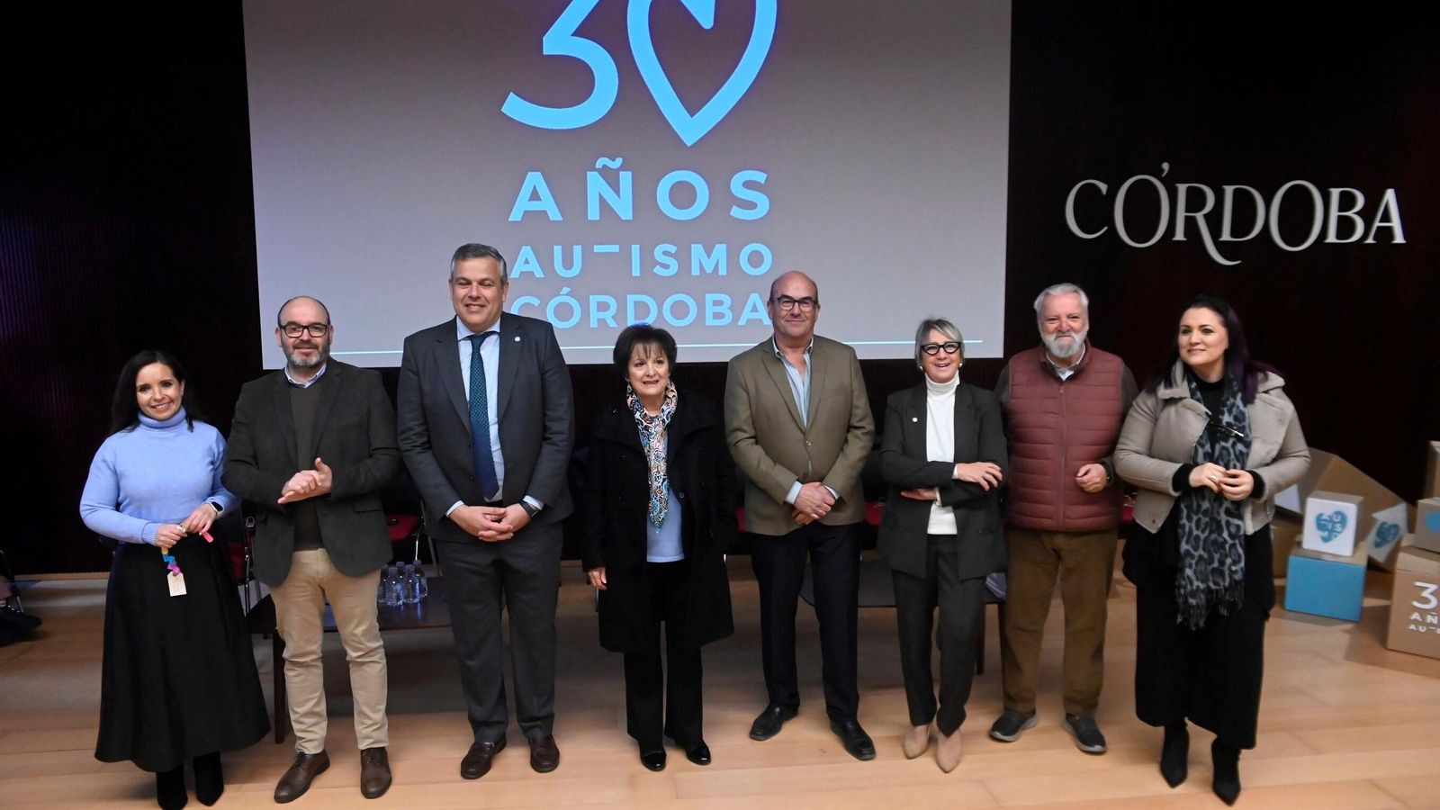 Intervinientes en la mesa redonda. Intervinientes en la mesa redonda.