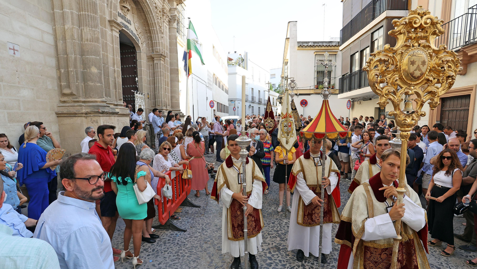 La Virgen del Carmen procesiona por Jerez