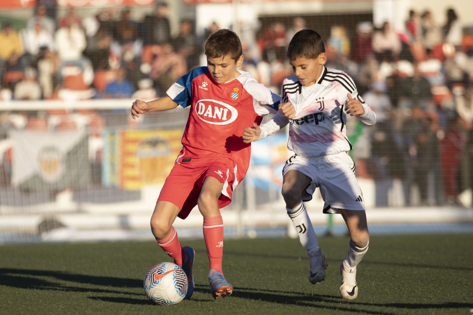 Las mejores imágenes del Torneo Internacional Benjamín de Pinos Puente