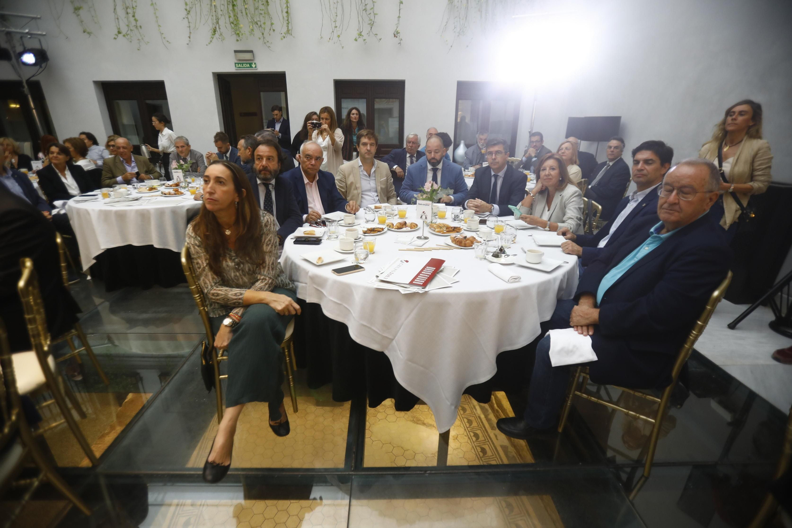 El desayuno-coloquio de El Día con el presidente de Enresa, José Luis Navarro, en imágenes