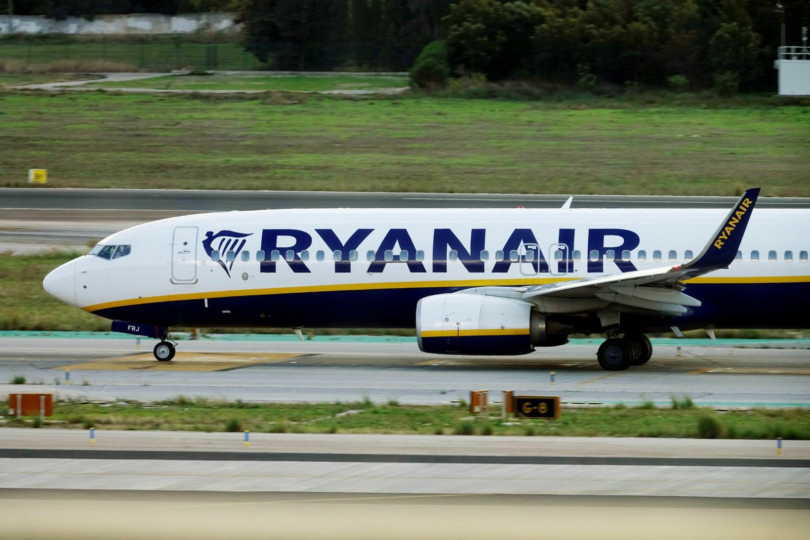 Un avión de Ryanair, en el aeropuerto de Málaga