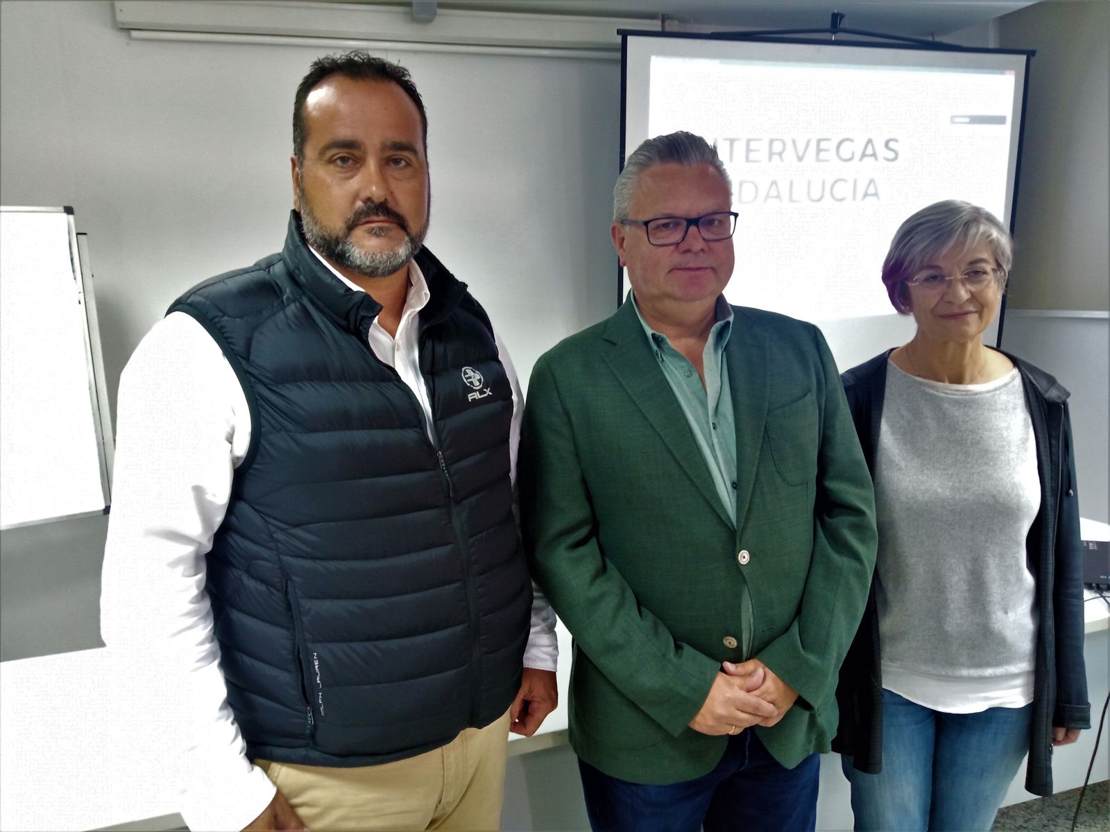 El alcalde de Puente Genil, en el centro, en las jornadas.