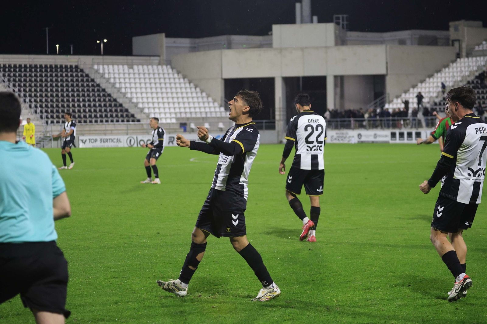 Las mejores fotos del Balona - Atlético Central de Tercera Federación