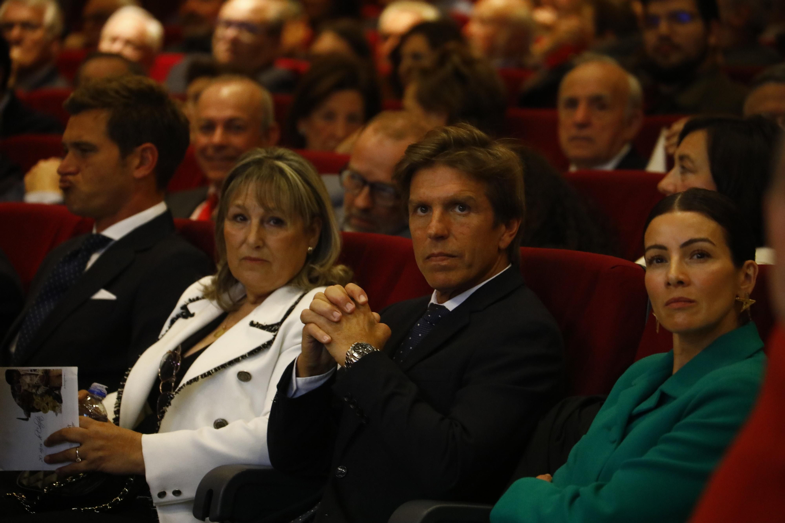 Las mejores imágenes del homenaje a El Cordobés, quinto Califa del Toreo