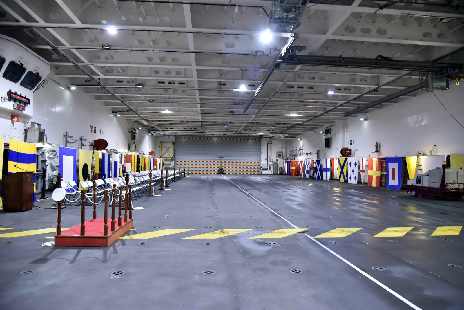 Portaviones Juan Carlos I en Algeciras