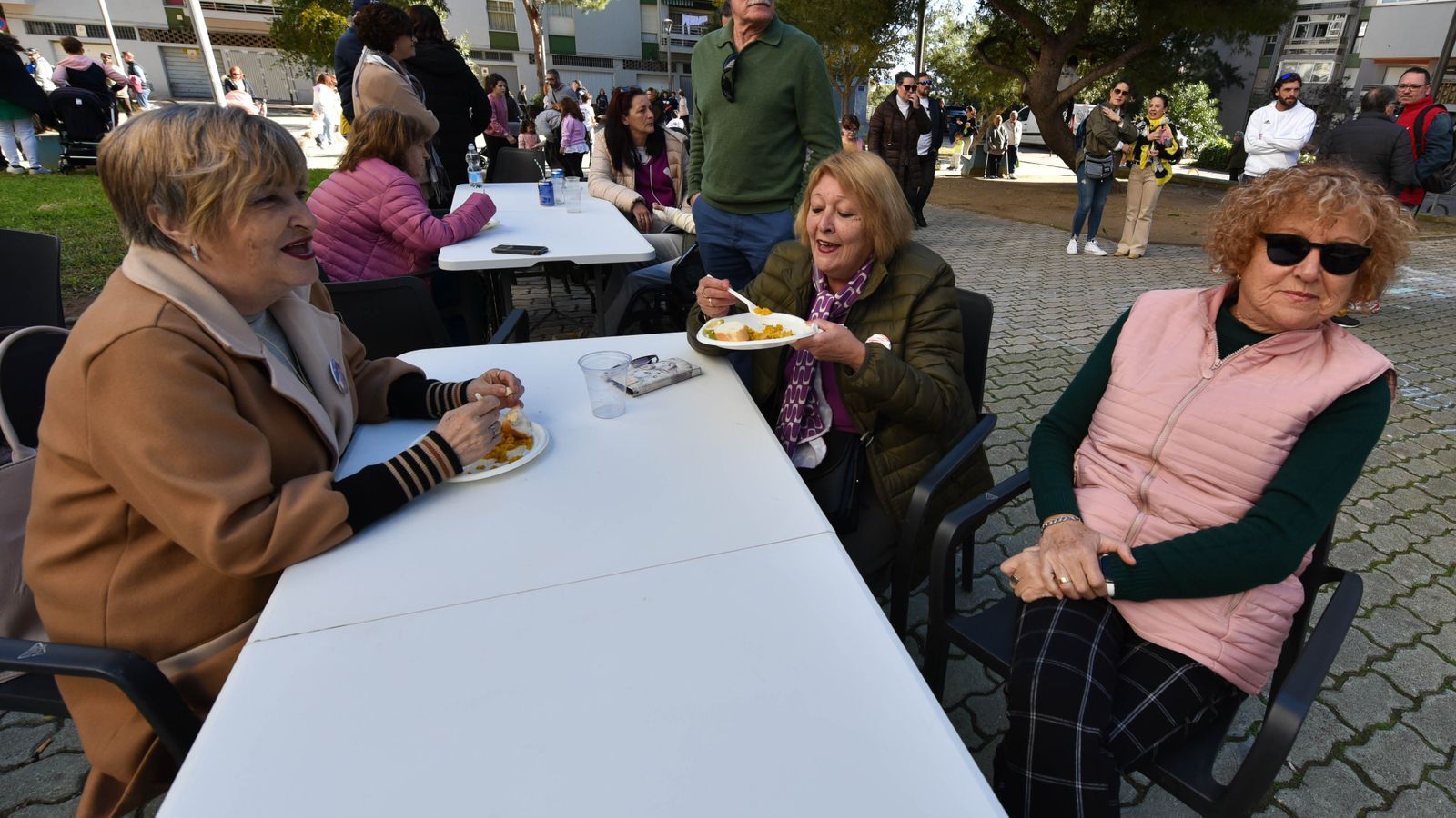 I Convivencia Vecinal "Haciendo Barrio" en San José Artesano, en imágenes