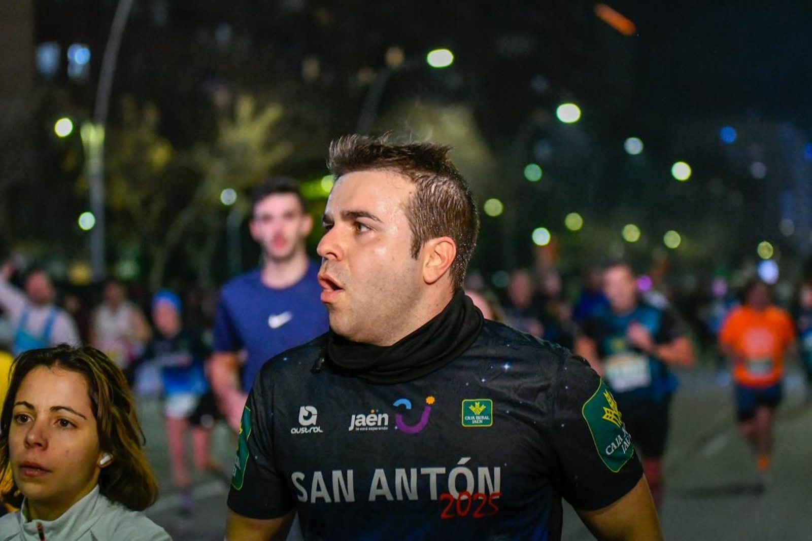 En imágenes: búscate en tu llegada a meta de la Carrera de San Antón 2025 (6)