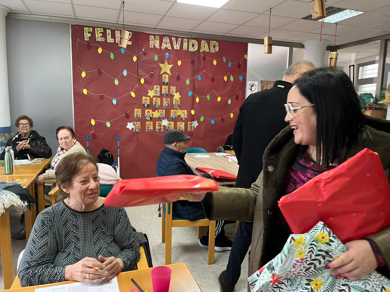 La mágica cabalgata de los Reyes Magos en Cuevas del Almanzora, en imágenes