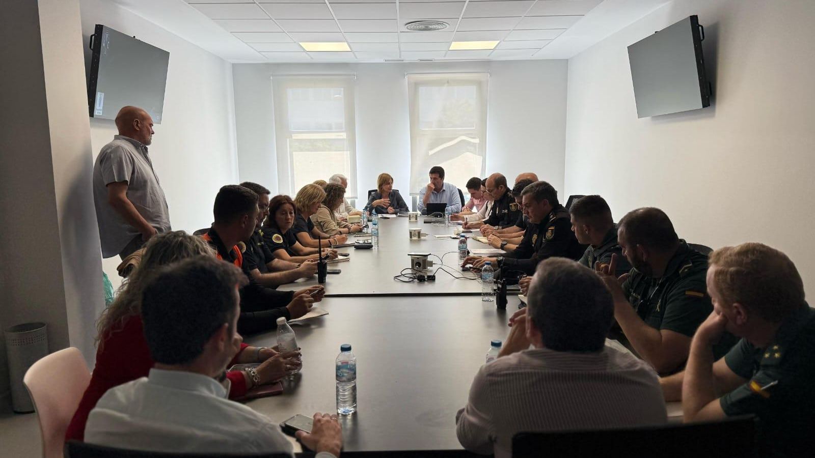 Una imagen de la reunión de la alcaldesa con el Cecop. Una imagen de la reunión de la alcaldesa con el Cecop.